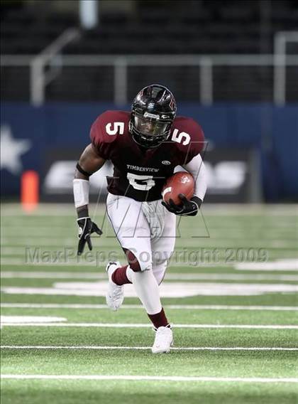Thumbnail 2 in Summit vs. Mansfield Timberview (Kirk Herbstreit Varsity Football Series) photogallery.