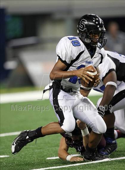 Thumbnail 3 in Summit vs. Mansfield Timberview (Kirk Herbstreit Varsity Football Series) photogallery.