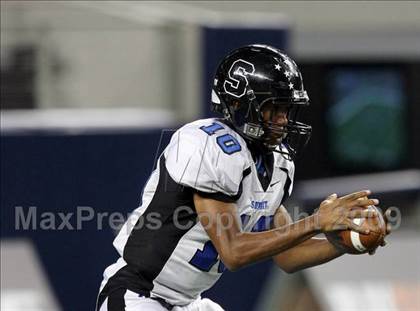 Thumbnail 1 in Summit vs. Mansfield Timberview (Kirk Herbstreit Varsity Football Series) photogallery.