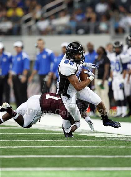 Thumbnail 1 in Summit vs. Mansfield Timberview (Kirk Herbstreit Varsity Football Series) photogallery.
