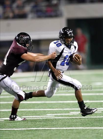 Thumbnail 1 in Summit vs. Mansfield Timberview (Kirk Herbstreit Varsity Football Series) photogallery.