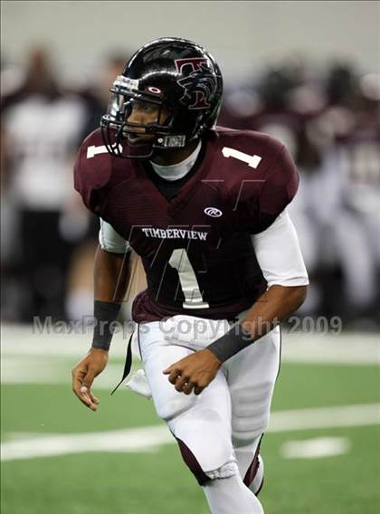 Thumbnail 2 in Summit vs. Mansfield Timberview (Kirk Herbstreit Varsity Football Series) photogallery.