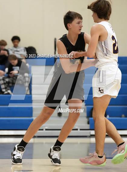 Thumbnail 3 in La Grange vs Giddings (Mike Dacus Classic) photogallery.