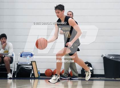 Thumbnail 2 in La Grange vs Giddings (Mike Dacus Classic) photogallery.
