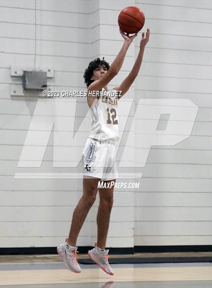 Thumbnail 3 in La Grange vs Giddings (Mike Dacus Classic) photogallery.