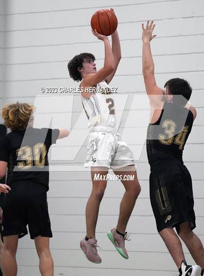 Thumbnail 2 in La Grange vs Giddings (Mike Dacus Classic) photogallery.