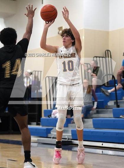 Thumbnail 3 in La Grange vs Giddings (Mike Dacus Classic) photogallery.