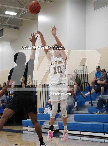 Thumbnail 2 in La Grange vs Giddings (Mike Dacus Classic) photogallery.