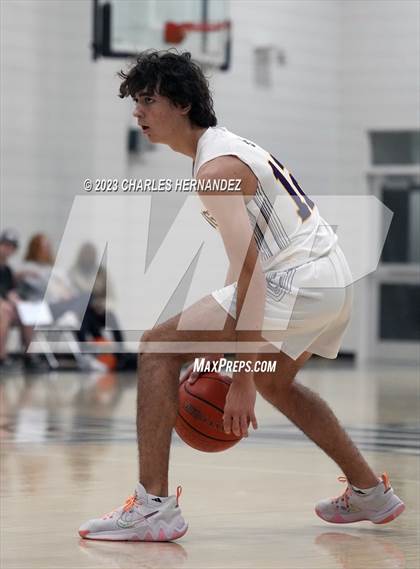 Thumbnail 2 in La Grange vs Giddings (Mike Dacus Classic) photogallery.