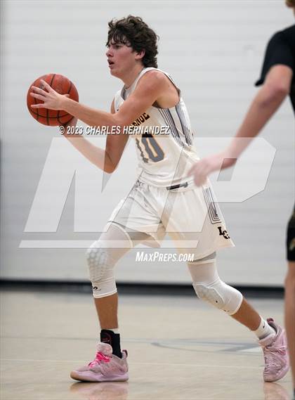 Thumbnail 2 in La Grange vs Giddings (Mike Dacus Classic) photogallery.