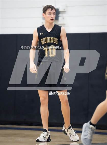Thumbnail 2 in La Grange vs Giddings (Mike Dacus Classic) photogallery.