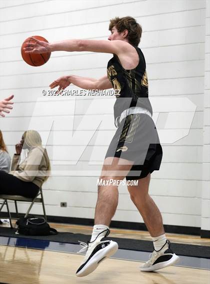 Thumbnail 3 in La Grange vs Giddings (Mike Dacus Classic) photogallery.