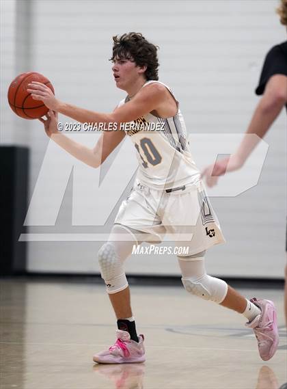 Thumbnail 3 in La Grange vs Giddings (Mike Dacus Classic) photogallery.