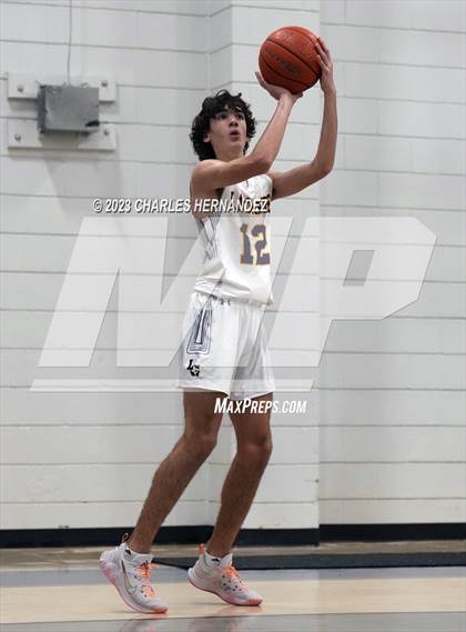 Thumbnail 1 in La Grange vs Giddings (Mike Dacus Classic) photogallery.