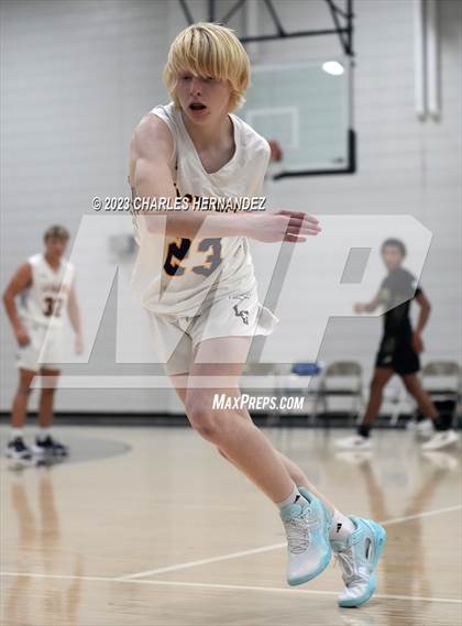 Thumbnail 3 in La Grange vs Giddings (Mike Dacus Classic) photogallery.