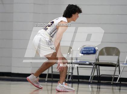 Thumbnail 2 in La Grange vs Giddings (Mike Dacus Classic) photogallery.