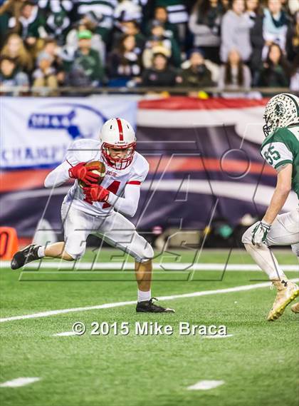 Thumbnail 2 in Melrose vs. Dartmouth (MIAA Division 3 Final) photogallery.