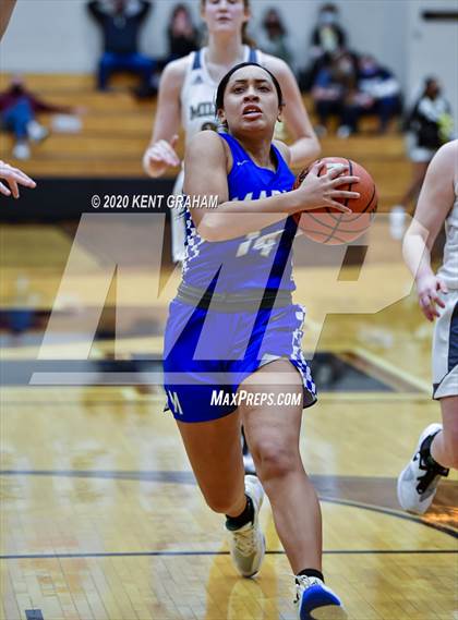 Thumbnail 2 in Mishawaka Marian @ Noblesville photogallery.