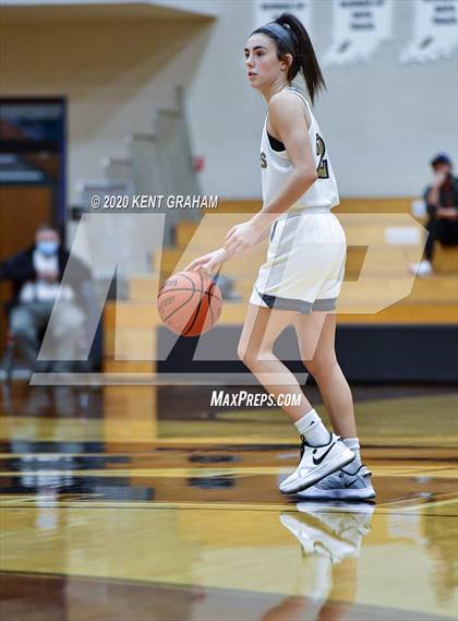 Thumbnail 1 in Mishawaka Marian @ Noblesville photogallery.