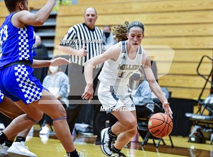 Thumbnail 2 in Mishawaka Marian @ Noblesville photogallery.