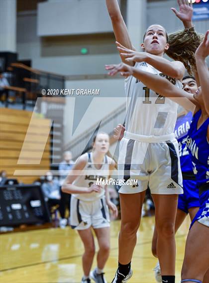 Thumbnail 3 in Mishawaka Marian @ Noblesville photogallery.
