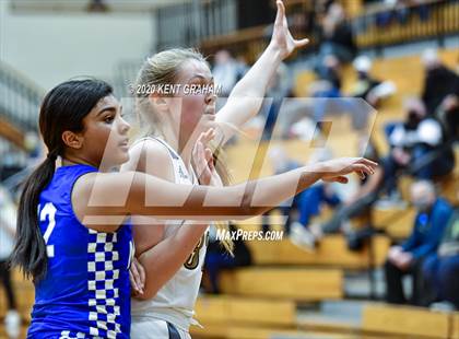 Thumbnail 2 in Mishawaka Marian @ Noblesville photogallery.