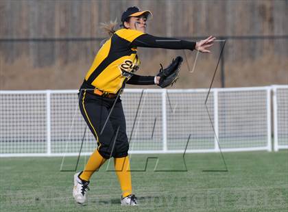 Thumbnail 3 in Erie vs Pueblo East (CHSAA 4A Quarterfinal Playoff) photogallery.