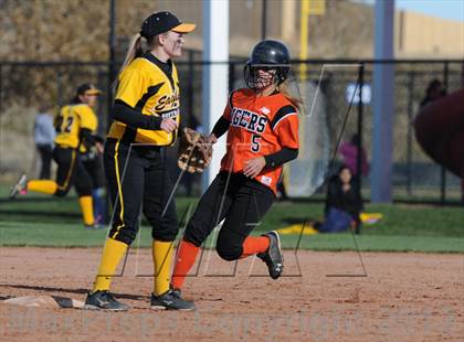 Thumbnail 3 in Erie vs Pueblo East (CHSAA 4A Quarterfinal Playoff) photogallery.