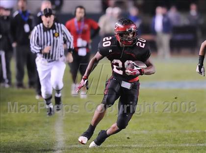 Thumbnail 1 in De La Salle vs Centennial (CIF State D1 Final) photogallery.