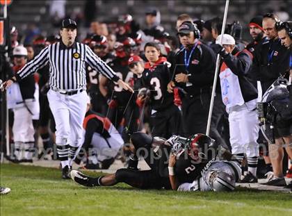 Thumbnail 3 in De La Salle vs Centennial (CIF State D1 Final) photogallery.