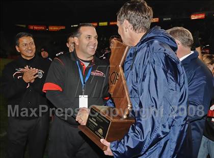 Thumbnail 3 in De La Salle vs Centennial (CIF State D1 Final) photogallery.