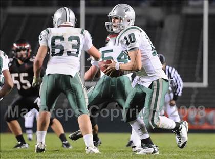 Thumbnail 3 in De La Salle vs Centennial (CIF State D1 Final) photogallery.