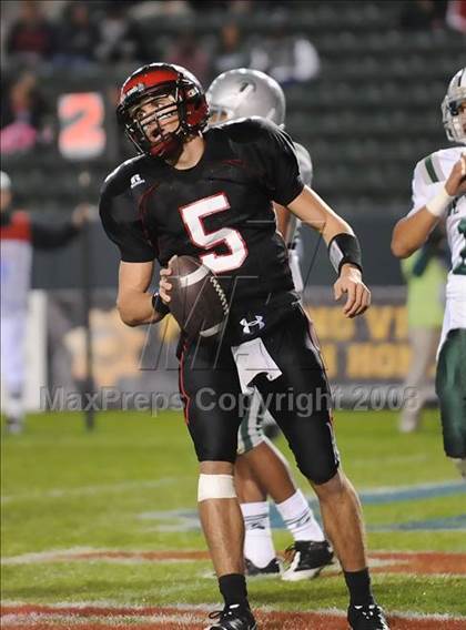Thumbnail 3 in De La Salle vs Centennial (CIF State D1 Final) photogallery.