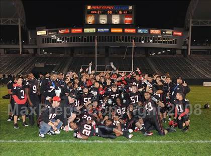 Thumbnail 2 in De La Salle vs Centennial (CIF State D1 Final) photogallery.
