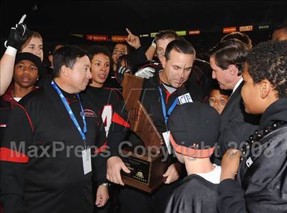 Thumbnail 3 in De La Salle vs Centennial (CIF State D1 Final) photogallery.