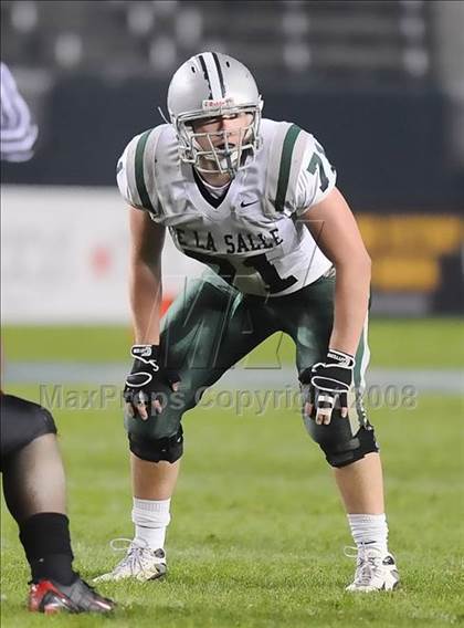 Thumbnail 1 in De La Salle vs Centennial (CIF State D1 Final) photogallery.