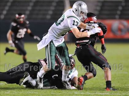 Thumbnail 2 in De La Salle vs Centennial (CIF State D1 Final) photogallery.