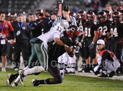 Thumbnail 1 in De La Salle vs Centennial (CIF State D1 Final) photogallery.