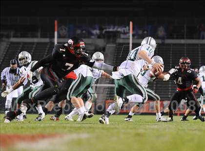 Thumbnail 2 in De La Salle vs Centennial (CIF State D1 Final) photogallery.