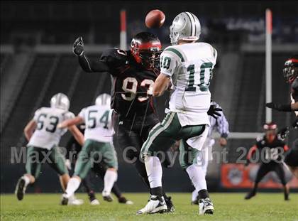 Thumbnail 3 in De La Salle vs Centennial (CIF State D1 Final) photogallery.