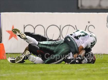 Thumbnail 3 in De La Salle vs Centennial (CIF State D1 Final) photogallery.