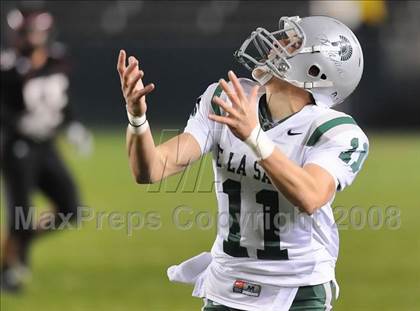 Thumbnail 2 in De La Salle vs Centennial (CIF State D1 Final) photogallery.
