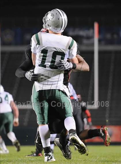 Thumbnail 2 in De La Salle vs Centennial (CIF State D1 Final) photogallery.
