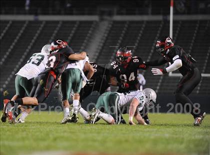 Thumbnail 1 in De La Salle vs Centennial (CIF State D1 Final) photogallery.