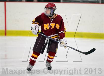 Thumbnail 1 in Sheehan @ Branford photogallery.