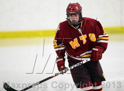 Thumbnail 1 in Sheehan @ Branford photogallery.