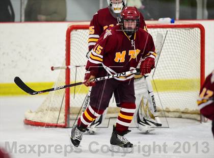 Thumbnail 1 in Sheehan @ Branford photogallery.