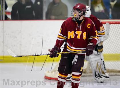 Thumbnail 1 in Sheehan @ Branford photogallery.