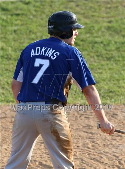 Thumbnail 2 in Bishop Brossart vs. Scott (37th District Playoffs) photogallery.