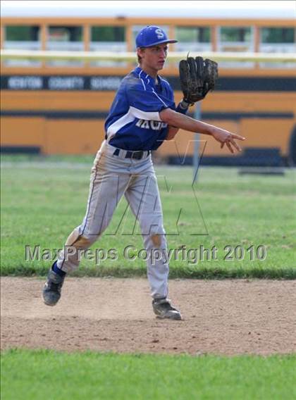Thumbnail 2 in Bishop Brossart vs. Scott (37th District Playoffs) photogallery.